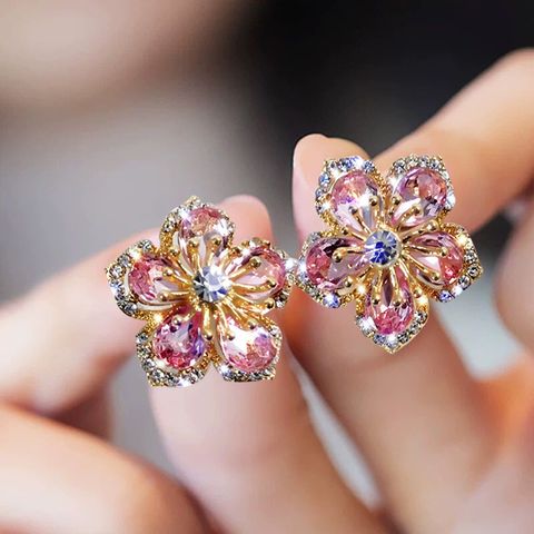 925 Silver Needle French Style High-grade Cherry Blossom Petal Diamond Stud Earrings Graceful Online Influencer Personalized Flower Earrings Wholesale
