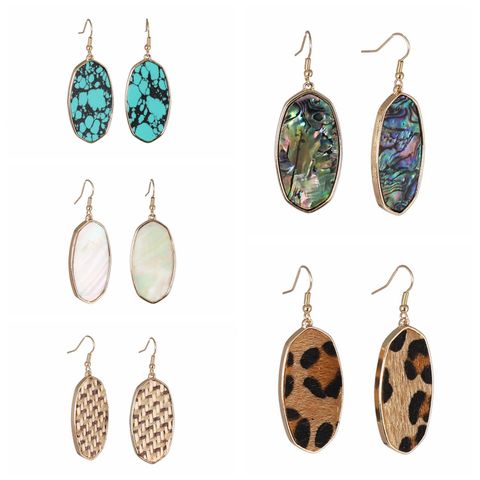 1 Pair Retro Oval Leopard Alloy Straw Inlay Pu Turquoise Shell Women's Drop Earrings