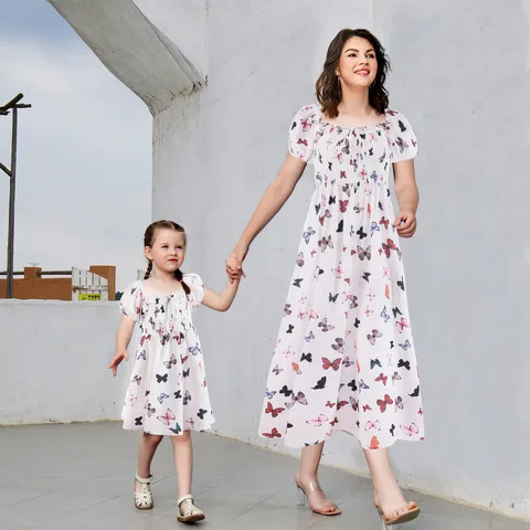 Princesa Mariposa Poliéster Gasa Impresión Vestido A Media Pierna Trajes A Juego Para La Familia