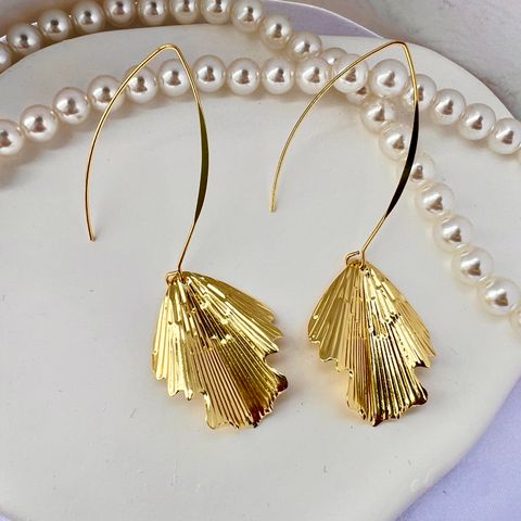 Wholesale Jewelry 1 Pair Vintage Style Ginkgo Leaf Metal Gold Plated Drop Earrings