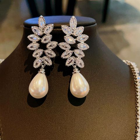 Wholesale Jewelry 1 Pair Luxurious Water Droplets Artificial Pearl Copper Zircon Drop Earrings