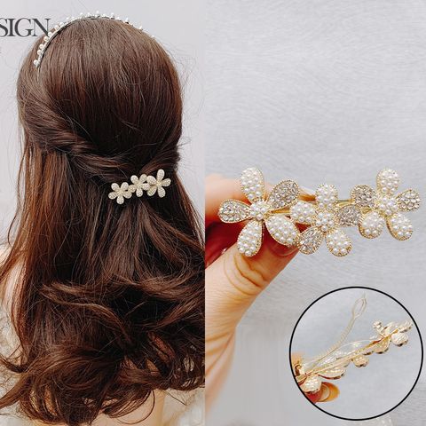 Casual Flower Alloy Pearl Plating Hair Clip