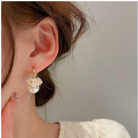 Elegant Streetwear Flower Imitation Pearl Alloy Inlay Artificial Rhinestones Women's Drop Earrings