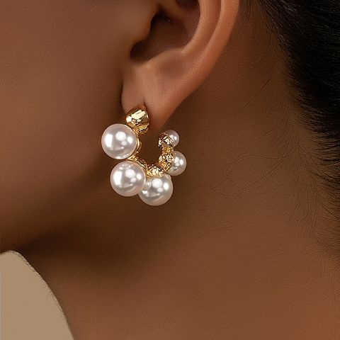Elegant Streetwear Geometric Alloy Inlay Artificial Pearls Women's Ear Studs