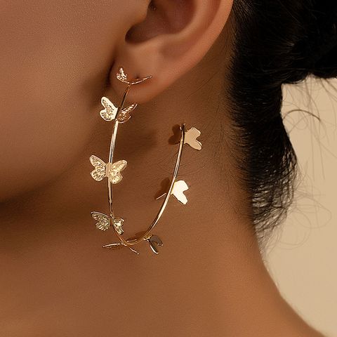 1 Pair Retro Exaggerated C Shape Butterfly Alloy Earrings