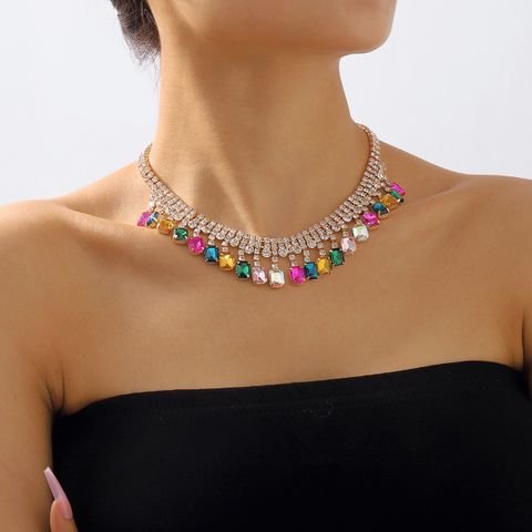 Wholesale Jewelry Elegant Glam Luxurious Square Rhinestone Pendant Necklace