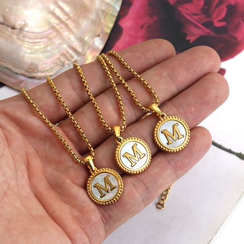304 Stainless Steel 18K Gold Plated Casual Modern Style Plating Inlay Letter Shell Pendant Necklace
