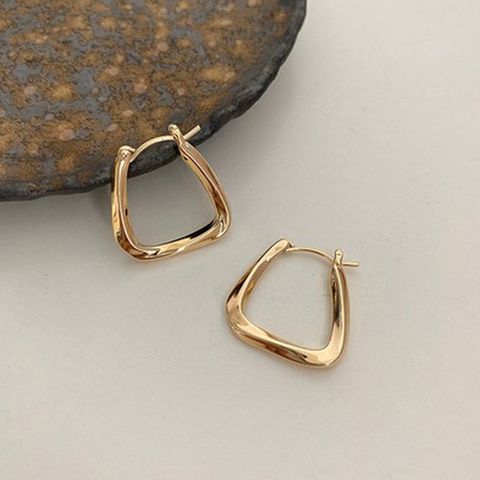 Simple Style Solid Color Alloy Women's Hoop Earrings