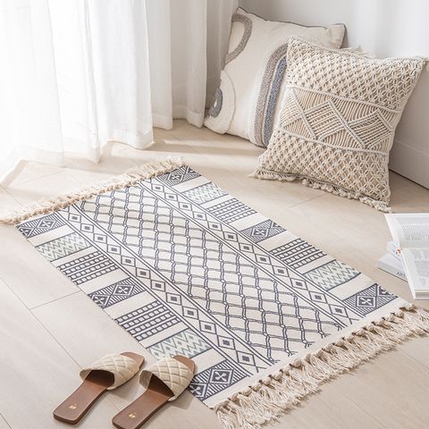 Simple Nordic Style Cotton Linen Tassel Bedroom Rug