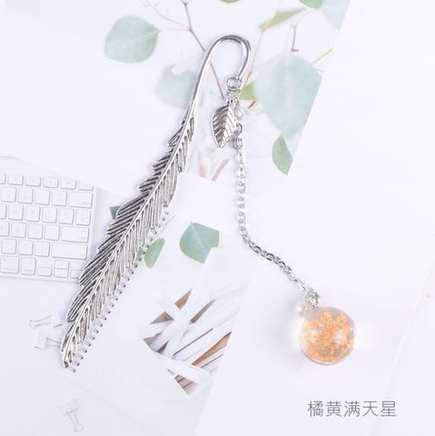 Fashion Metal Pendant Feather Dried Flower Specimen Bookmark
