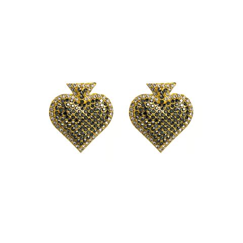 Retro Estilo Clásico Póker Forma De Corazón Aleación Enchapado Embutido Diamantes De Imitación Chapado En Oro Mujeres Pendientes