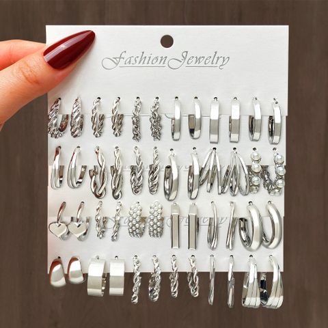 Elegant Classic Style Heart Shape Butterfly Lock Alloy Inlay Artificial Pearls Rhinestones Shell Women's Earrings 1 Set