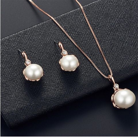 Elegant Flower Alloy Inlay Artificial Pearls Rhinestones Women's Earrings Necklace