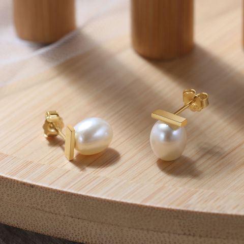 1 Pair Simple Style Geometric Sterling Silver Plating Inlay Freshwater Pearl 14k Gold Plated Ear Studs