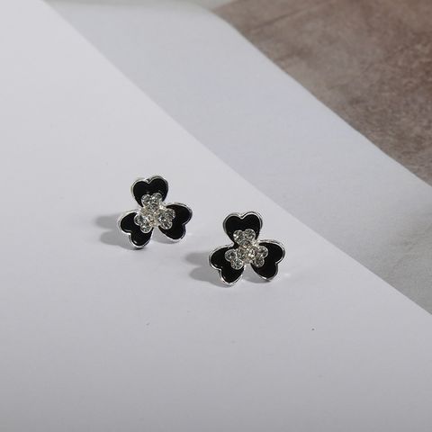 Retro Flower Butterfly Alloy Plating Inlay Artificial Pearls Rhinestones Women's Ear Studs