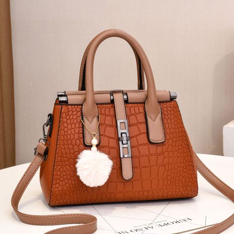 Women's Large All Seasons Pu Leather Classic Style Handbag