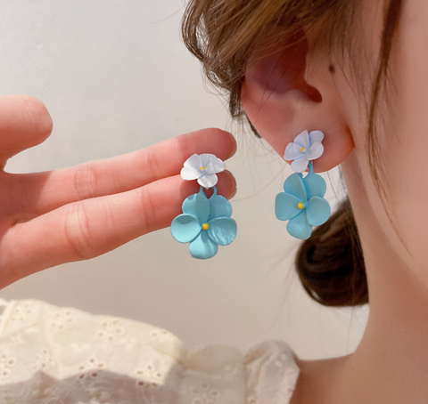 Sweet Flower Alloy Women's Drop Earrings
