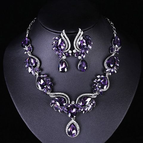 Classic Style Flower Alloy Inlay Artificial Gemstones Women's Earrings Necklace Jewelry Set