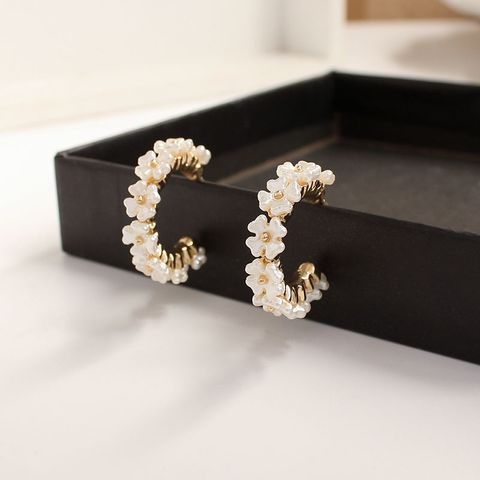 1 Pair Simple Style Flower Patchwork Alloy Ear Studs