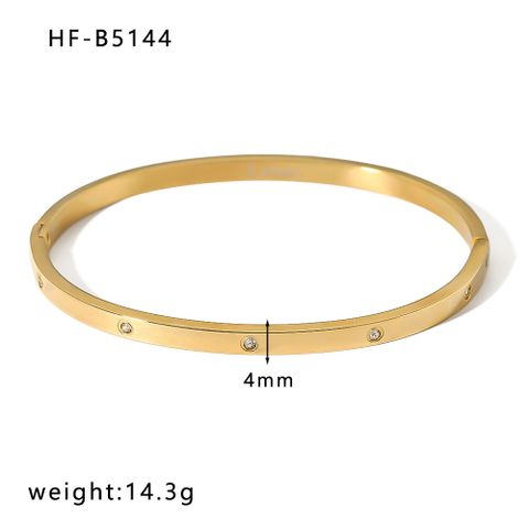 Basic Retro Leaf Solid Color Knot Stainless Steel 18K Gold Plated Bangle In Bulk
