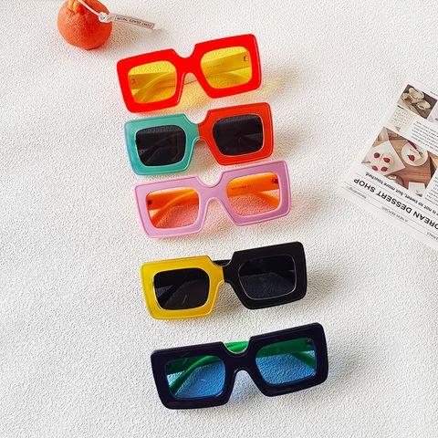 Ig-stil Moderner Stil Süss Einfarbig Pc Harz Quadrat Vollbild Kinder Sonnenbrille