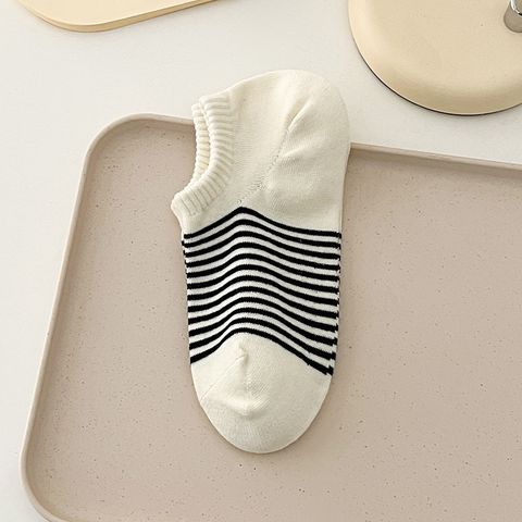 Women's Simple Style Plaid Cotton Ankle Socks A Pair