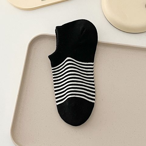 Women's Simple Style Plaid Cotton Ankle Socks A Pair