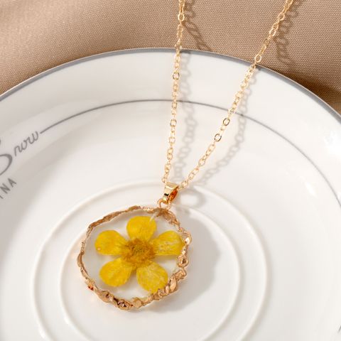 Sweet Flower Plastic Resin Epoxy Women's Pendant Necklace