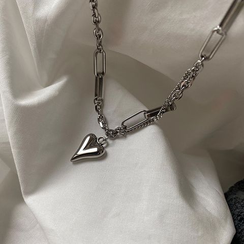 Ig Style Hip-hop Heart Shape Titanium Steel Pendant Necklace