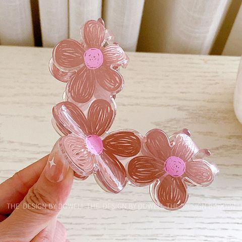 Sweet Flower Arylic Handmade Hair Claws