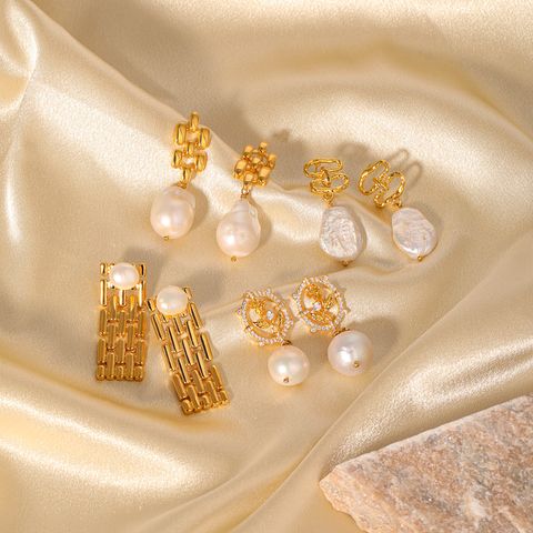 1 Par Glamour Clásico Geométrico Enchapado Embutido Cobre Perlas Artificiales Diamantes De Imitación Chapado En Oro De 18 Quilates. Pendientes De Gota