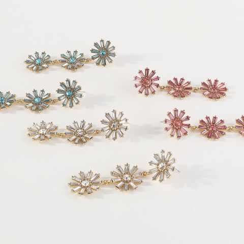 1 Pair Elegant Vintage Style Sweet Flower Inlay Alloy Artificial Diamond Drop Earrings