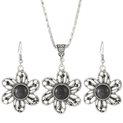 Ethnic Style Flower Alloy Hollow Out Silver Plated Women's Earrings Necklace Jewelry Set