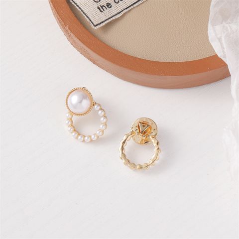 Simple Style Round Alloy Inlay Pearl Women's Ear Studs