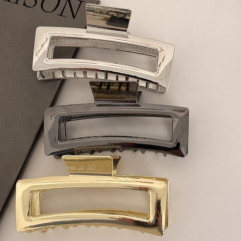 Basic Classic Style Solid Color Metal Hair Claws