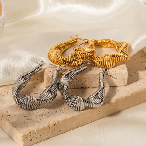 1 Pair Modern Style Solid Color Spiral Stripe Plating Stainless Steel Titanium Steel 18k Gold Plated Hoop Earrings