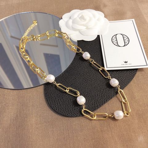 Modern Style Geometric Titanium Steel Pearl Necklace