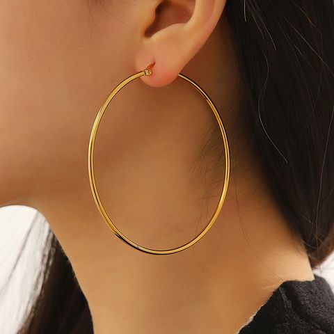 1 Pair Exaggerated Simple Style Circle Polishing Plating Titanium Steel 18k Gold Plated Earrings