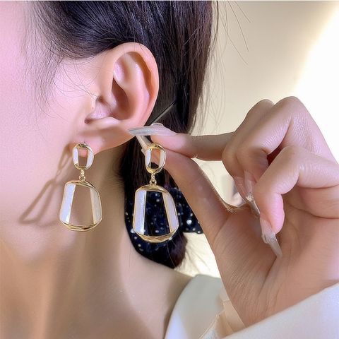 1 Pair Simple Style Square Patchwork Alloy Drop Earrings