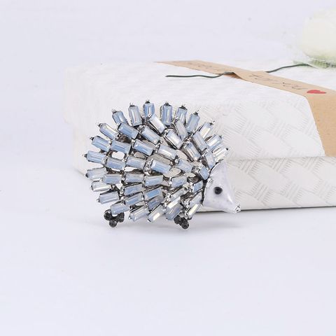 Exaggerated Funny Animal Alloy Inlay Artificial Diamond Unisex Brooches
