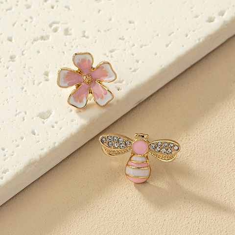 1 Pair Retro French Style Commute Flower Bee Enamel Plating Alloy Ear Studs