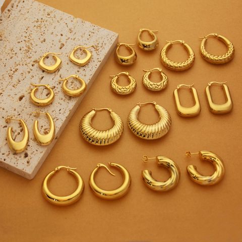 1 Pair Retro Simple Style C Shape U Shape Solid Color Plating Titanium Steel 18k Gold Plated Earrings