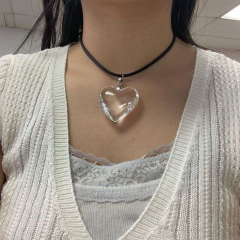 Streetwear Star Heart Shape Artificial Crystal Pu Leather Alloy Women's Pendant Necklace 1 Piece