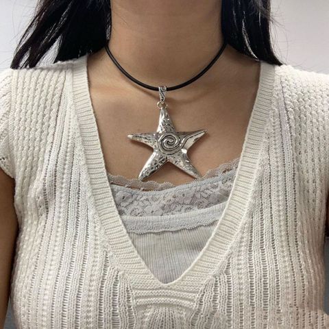 Streetwear Star Heart Shape Artificial Crystal Pu Leather Alloy Women's Pendant Necklace 1 Piece