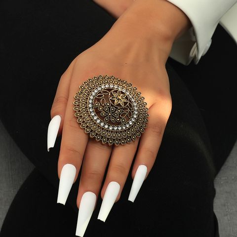 Retro Ethnic Style Round Flower Alloy Hollow Out Inlay Rhinestones Women's Open Rings
