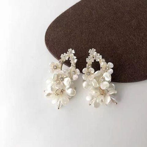 1 Pair Fairy Style Flower Imitation Pearl Drop Earrings