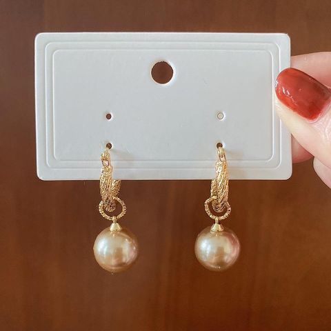 1 Pair Sweet Simple Style Round Heart Shape Flower Inlay Imitation Pearl Alloy Shell Earrings