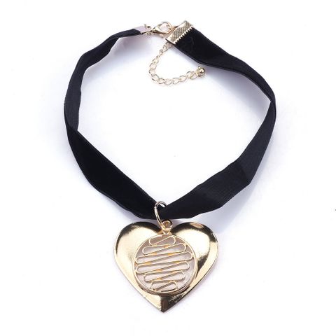 Exaggerated Heart Shape Alloy Cloth Patchwork Women's Pendant Necklace