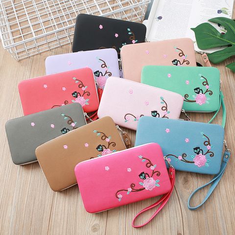 Women's Solid Color Pu Leather Magnetic Buckle Wallets