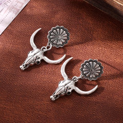 1 Pair Classic Style Cattle Alloy Drop Earrings